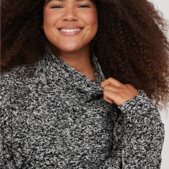 Offline by Aerie Sweater - Picture 6 of 7